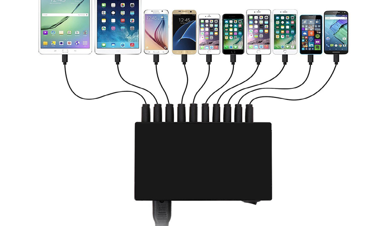 Multifunctional 65W 10-port USB PD Fast charger block Desktop Mobile phones Family-sized USB Quick charger adapter