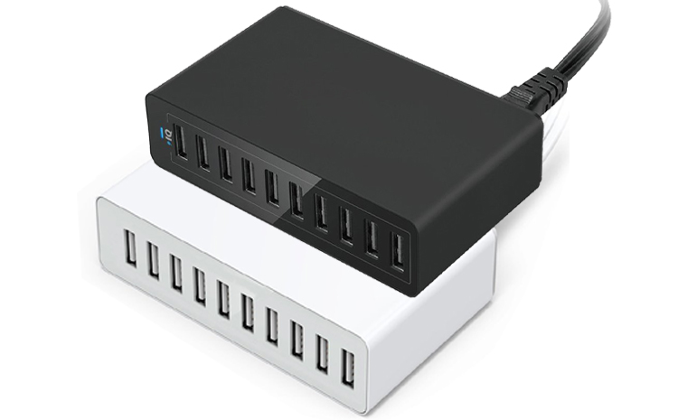 Multifunctional 65W 10-port USB PD Fast charger block Desktop Mobile phones Family-sized USB Quick charger adapter