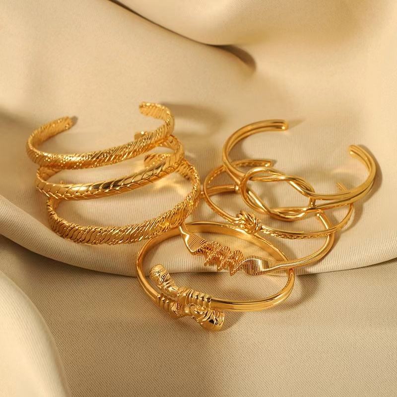 HP Vintage Fashion 18K Gold Plated Stainless Steel Open Bangle Twist Knot Bangle Waterproof and Non-Tarnish