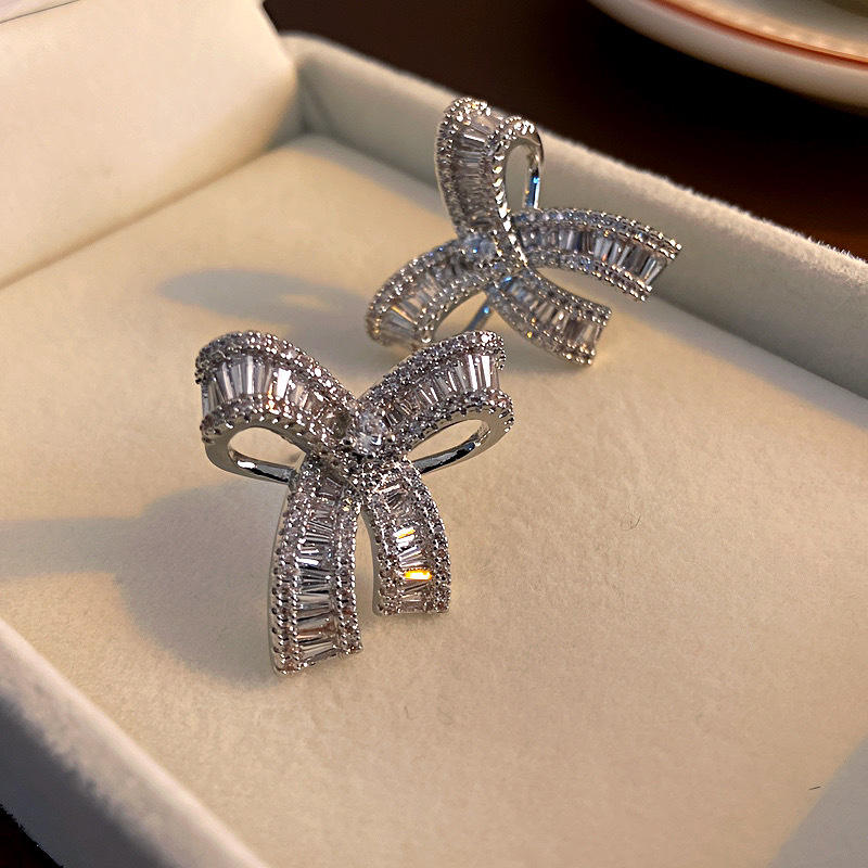 Fashion High Quality Handmade Rectangular Zircon Asymmetrical Bow Earrings For Women