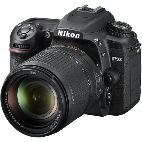 Brand new Nikonn D7500 DSLR Camera with 18-140mm Lens